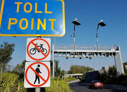 Toll charges in Melbourne and hiring a car