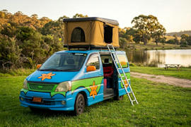 Mystery Machine 3 with Rooftop Tent