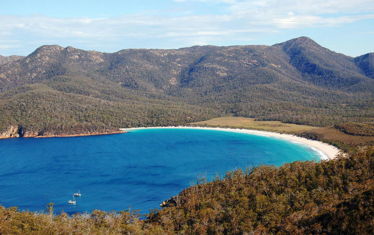 Tassie day trips in Spring - within a three hour drive