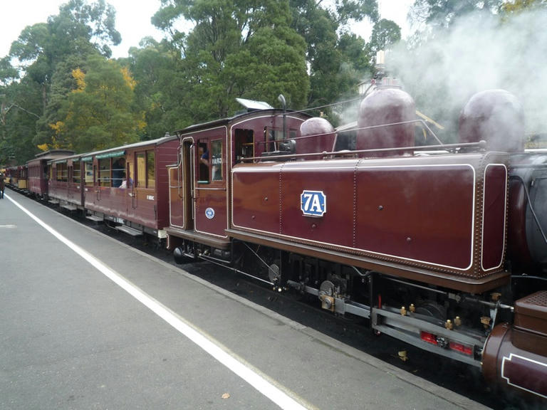 Driving holidays - Melbourne to Lakes Entrance (Vic)
