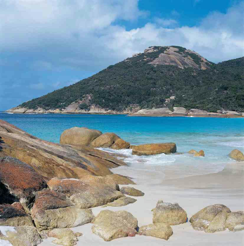 5 Australian caravan parks with killer views so good you won't be able to return home