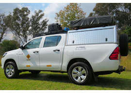 Toyota Hilux Camper 4WD Equipped - HilC2