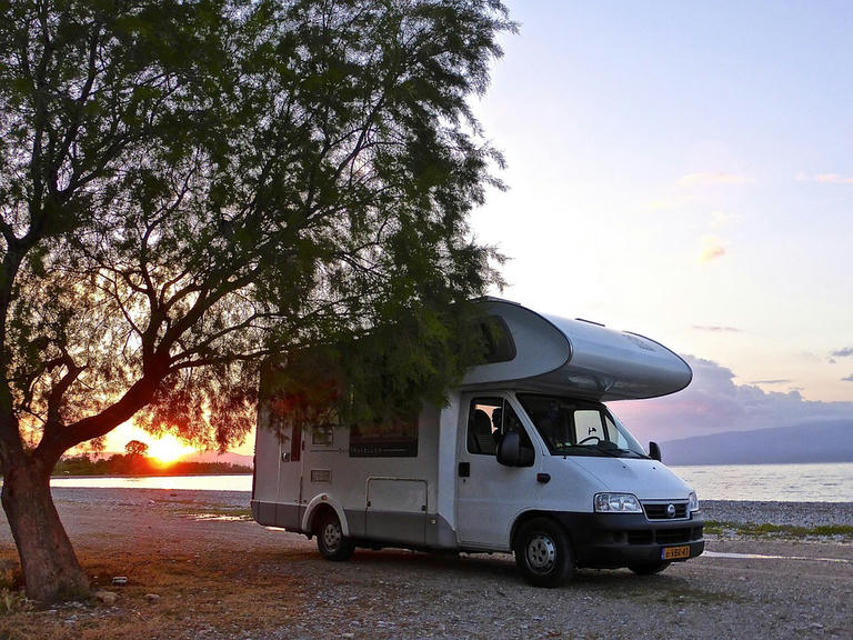 Tips for Parking Your RV Rental in Any City